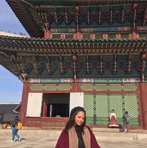 Meet your Posher, Anisa